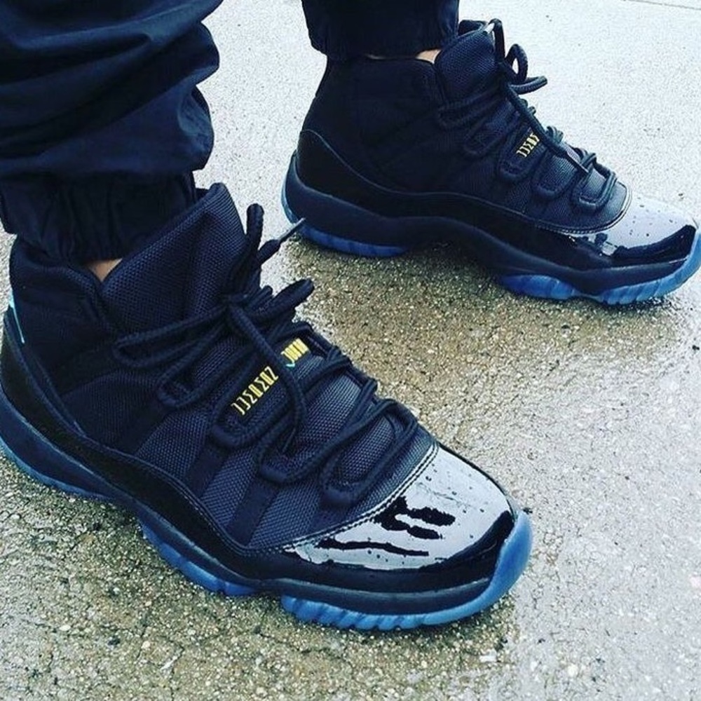 Air Jordan 11 Retro (Gamma Blue)